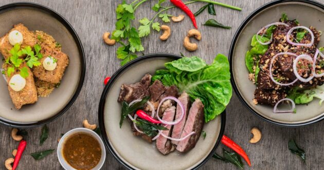 宅配食の料金と送料を比較するイメージ